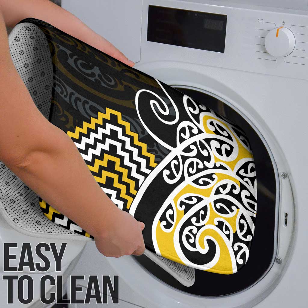 Gold Aotearoa Tukutuku Manawa Tapu Bathroom Set Ta Moko Toi Maori - Aussie Hoodie
