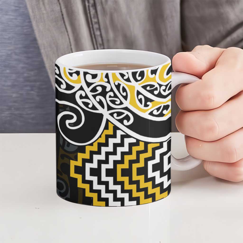 Gold Aotearoa Tukutuku Manawa Tapu Ceramic Mug Ta Moko Toi Maori - Aussie Hoodie