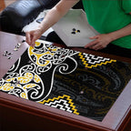 Gold Aotearoa Tukutuku Manawa Tapu Puzzle Ta Moko Toi Maori - Aussie Hoodie