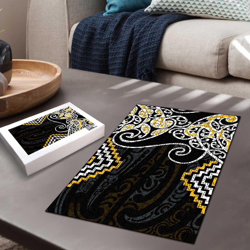 Gold Aotearoa Tukutuku Manawa Tapu Puzzle Ta Moko Toi Maori - Aussie Hoodie