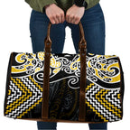 Gold Aotearoa Tukutuku Manawa Tapu Travel Bag Ta Moko Toi Maori - Aussie Hoodie
