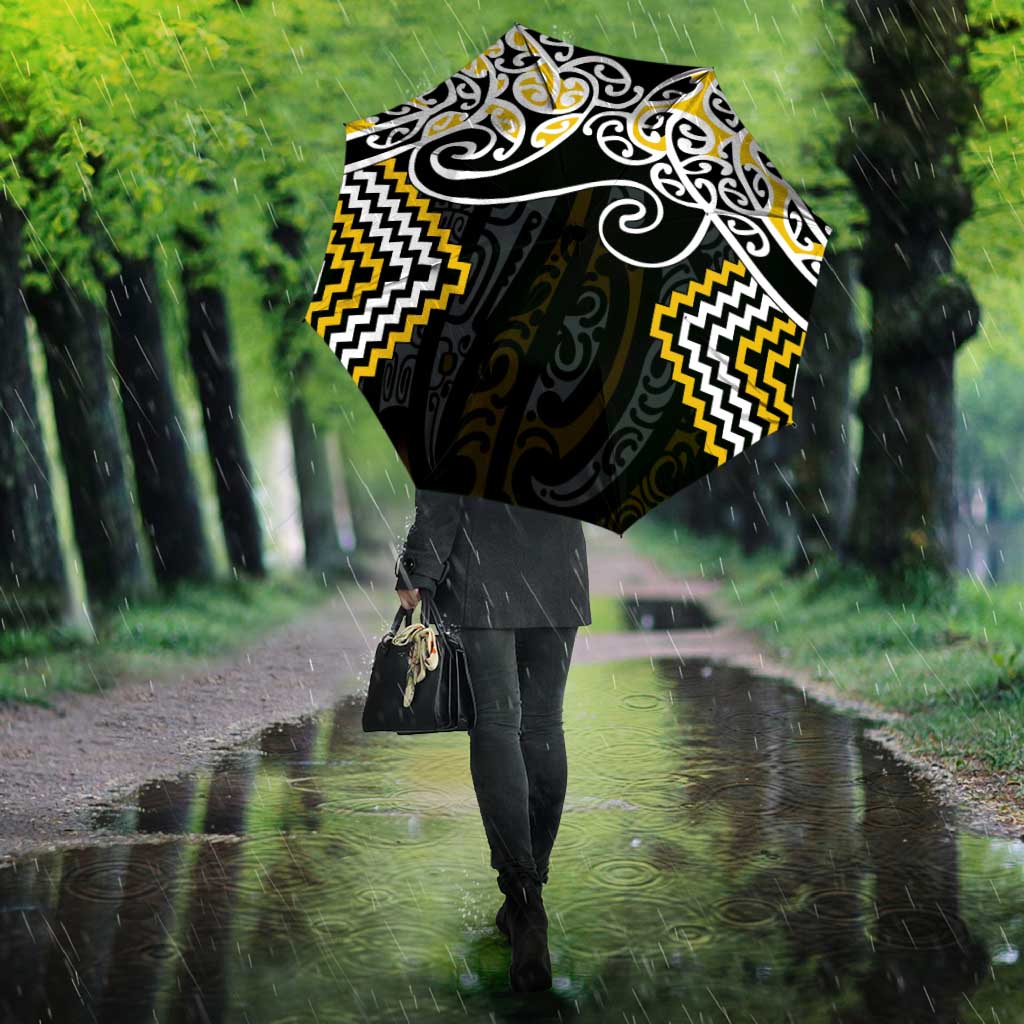 Gold Aotearoa Tukutuku Manawa Tapu Umbrella Ta Moko Toi Maori - Aussie Hoodie