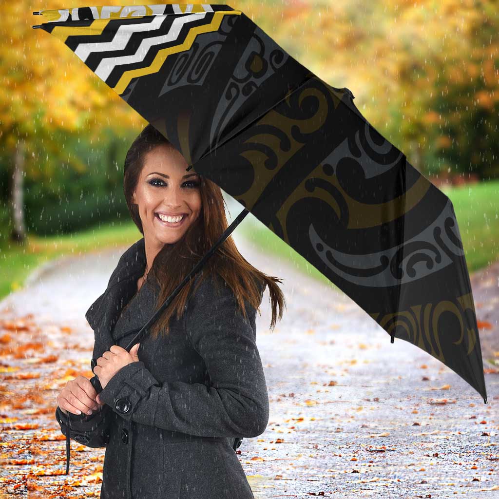 Gold Aotearoa Tukutuku Manawa Tapu Umbrella Ta Moko Toi Maori - Aussie Hoodie