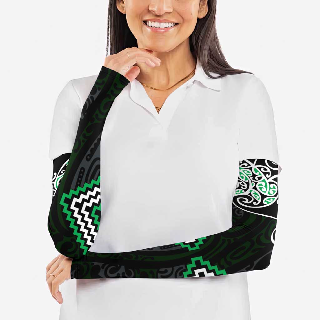 Green Aotearoa Tukutuku Manawa Tapu Arm Sleeves Ta Moko Toi Maori - Aussie Hoodie