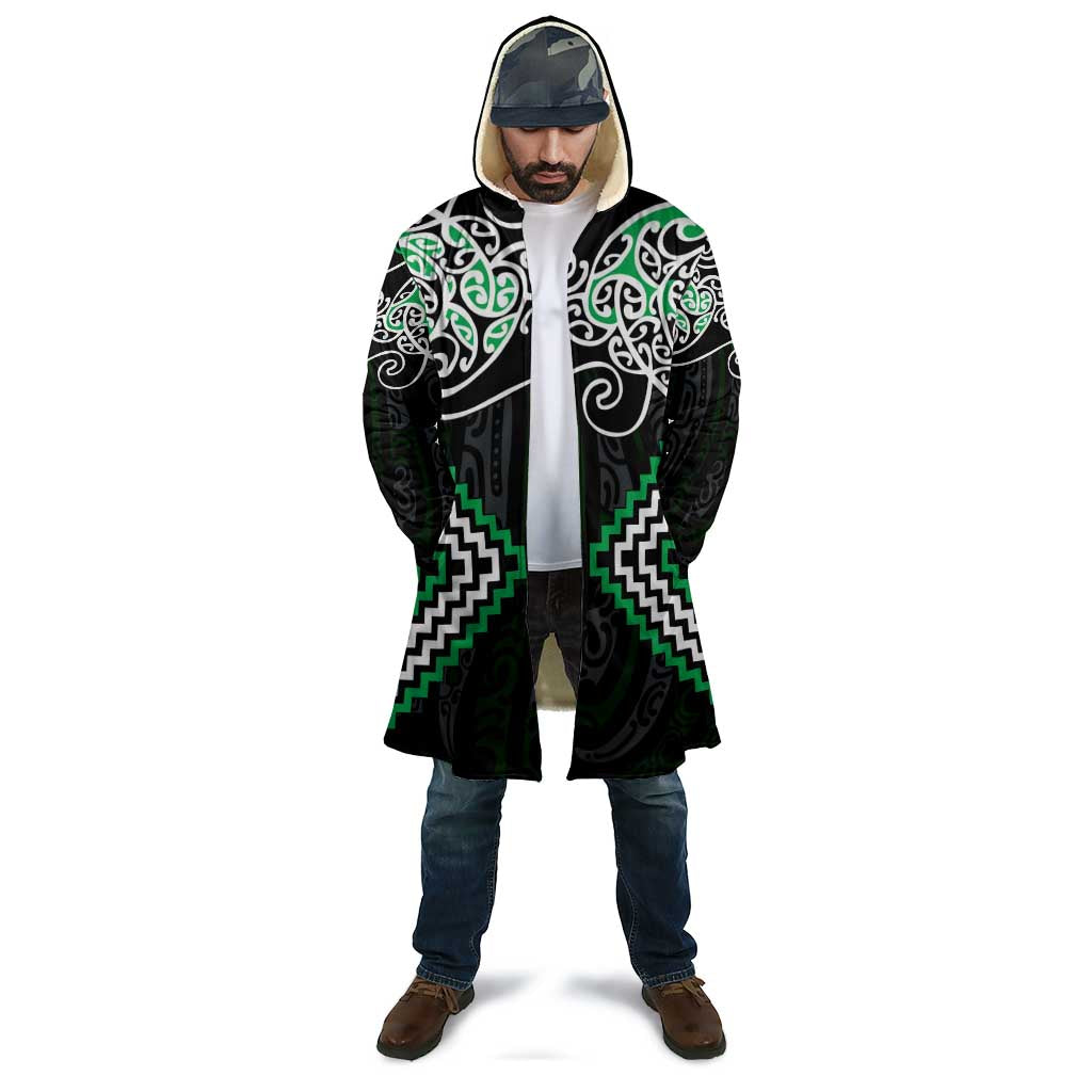 Green Aotearoa Tukutuku Manawa Tapu Cloak Ta Moko Toi Maori - Aussie Hoodie