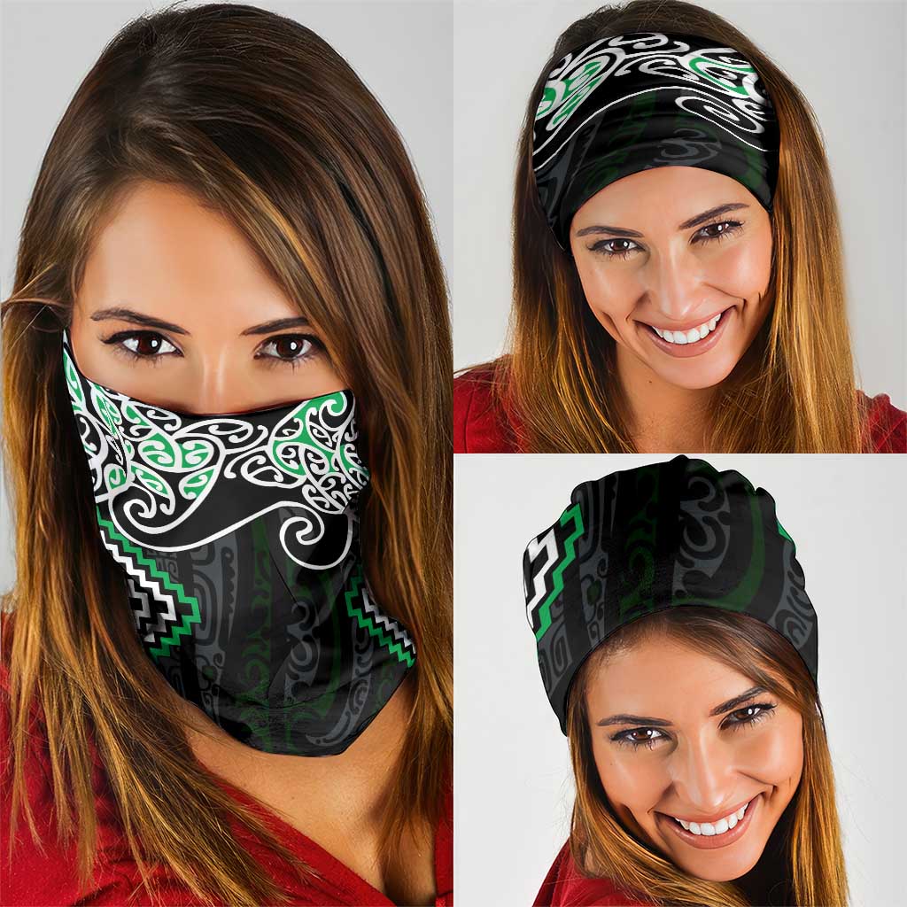 Green Aotearoa Tukutuku Manawa Tapu Neck Gaiter Ta Moko Toi Maori - Aussie Hoodie