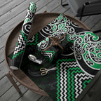 Green Aotearoa Tukutuku Manawa Tapu Wrapping Paper Ta Moko Toi Maori - Aussie Hoodie