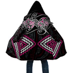 Pink Aotearoa Tukutuku Manawa Tapu Cloak Ta Moko Toi Maori - Aussie Hoodie