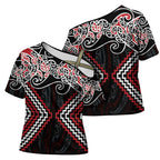 Red Aotearoa Tukutuku Manawa Tapu Cross Shoulder Shirt Ta Moko Toi Maori - Aussie Hoodie