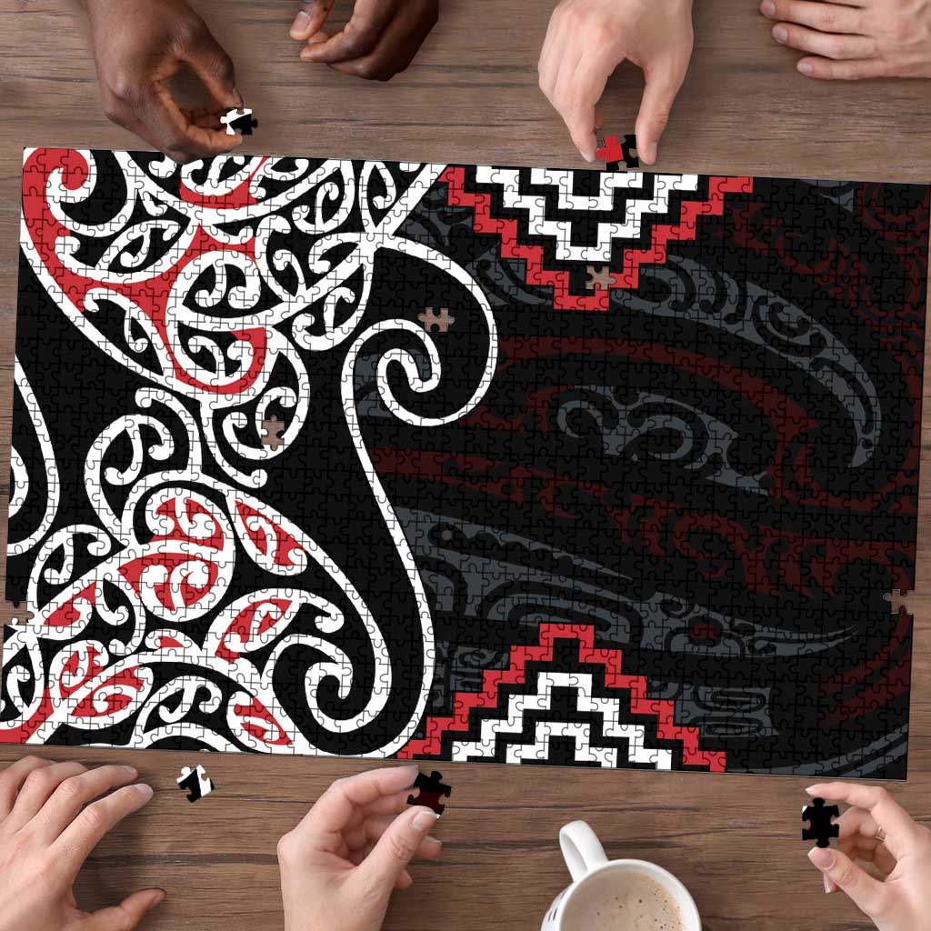 Red Aotearoa Tukutuku Manawa Tapu Puzzle Ta Moko Toi Maori - Aussie Hoodie