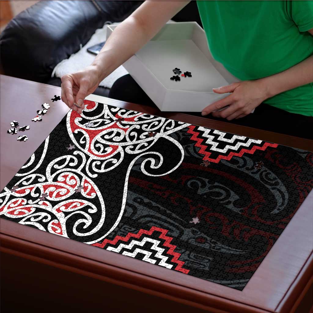 Red Aotearoa Tukutuku Manawa Tapu Puzzle Ta Moko Toi Maori - Aussie Hoodie