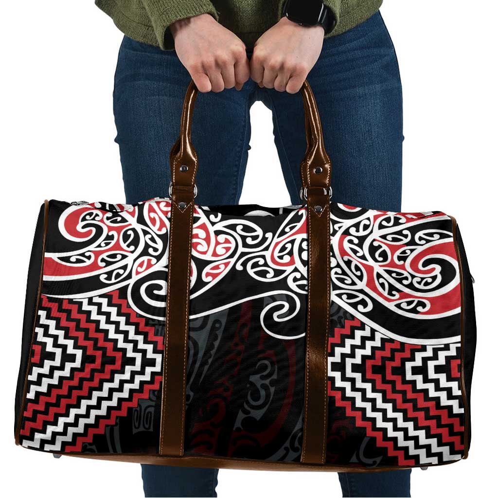 Red Aotearoa Tukutuku Manawa Tapu Travel Bag Ta Moko Toi Maori - Aussie Hoodie