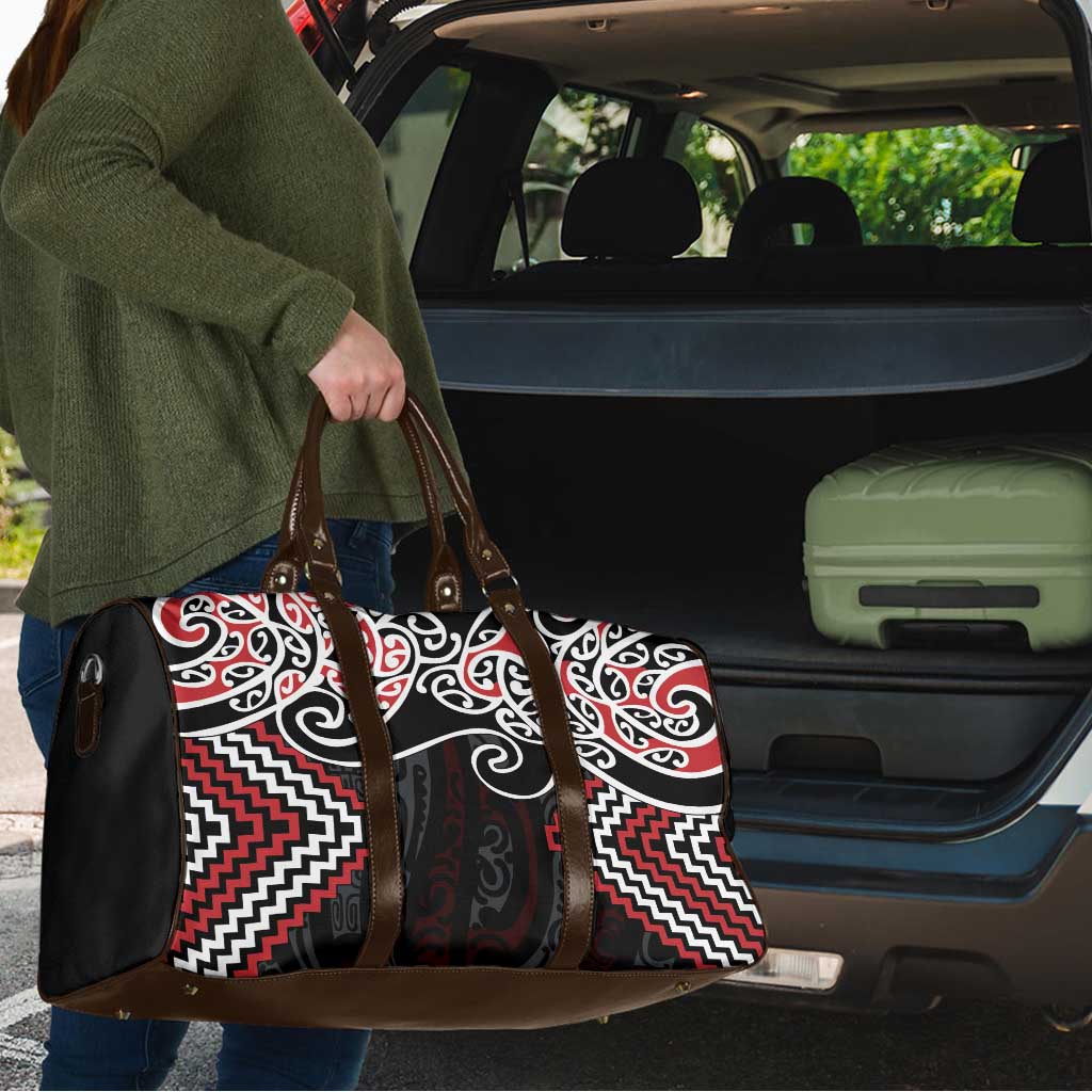 Red Aotearoa Tukutuku Manawa Tapu Travel Bag Ta Moko Toi Maori - Aussie Hoodie