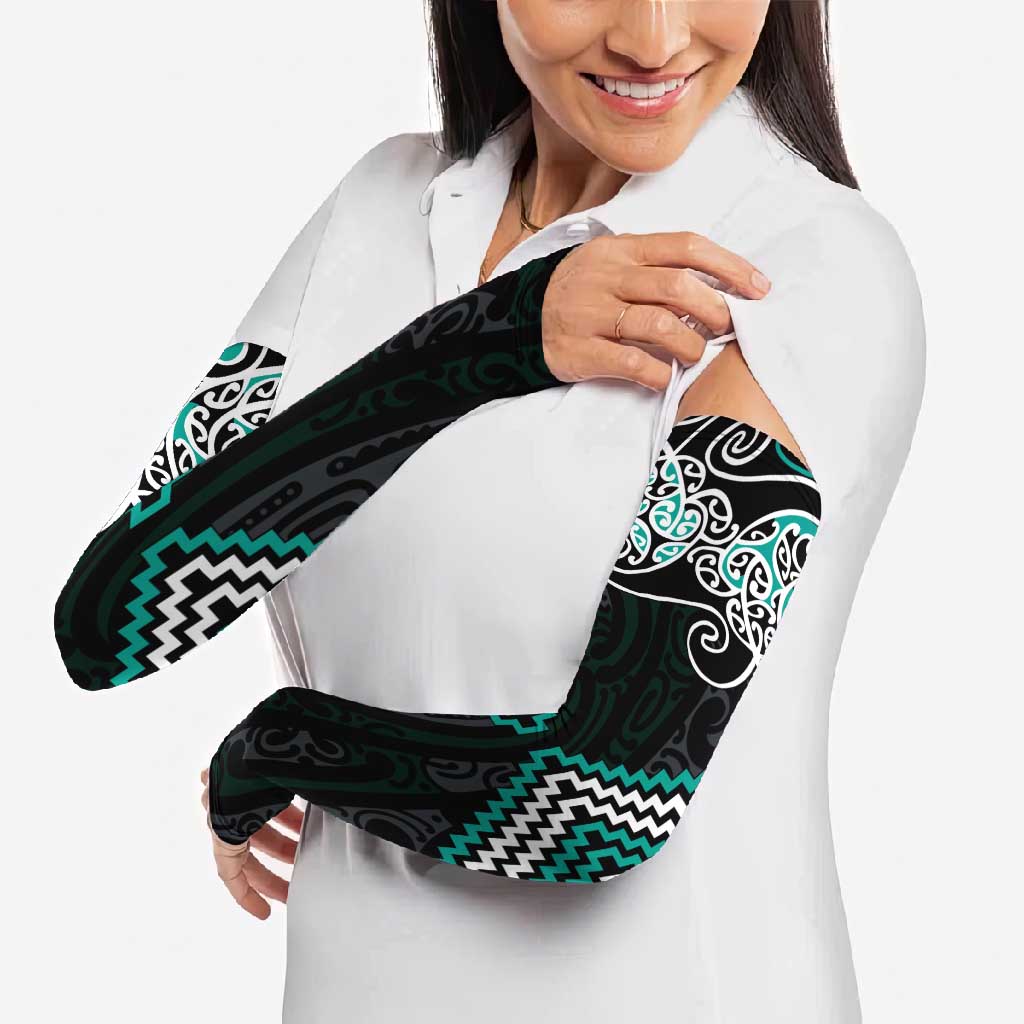 Turquoise Aotearoa Tukutuku Manawa Tapu Arm Sleeves Ta Moko Toi Maori - Aussie Hoodie