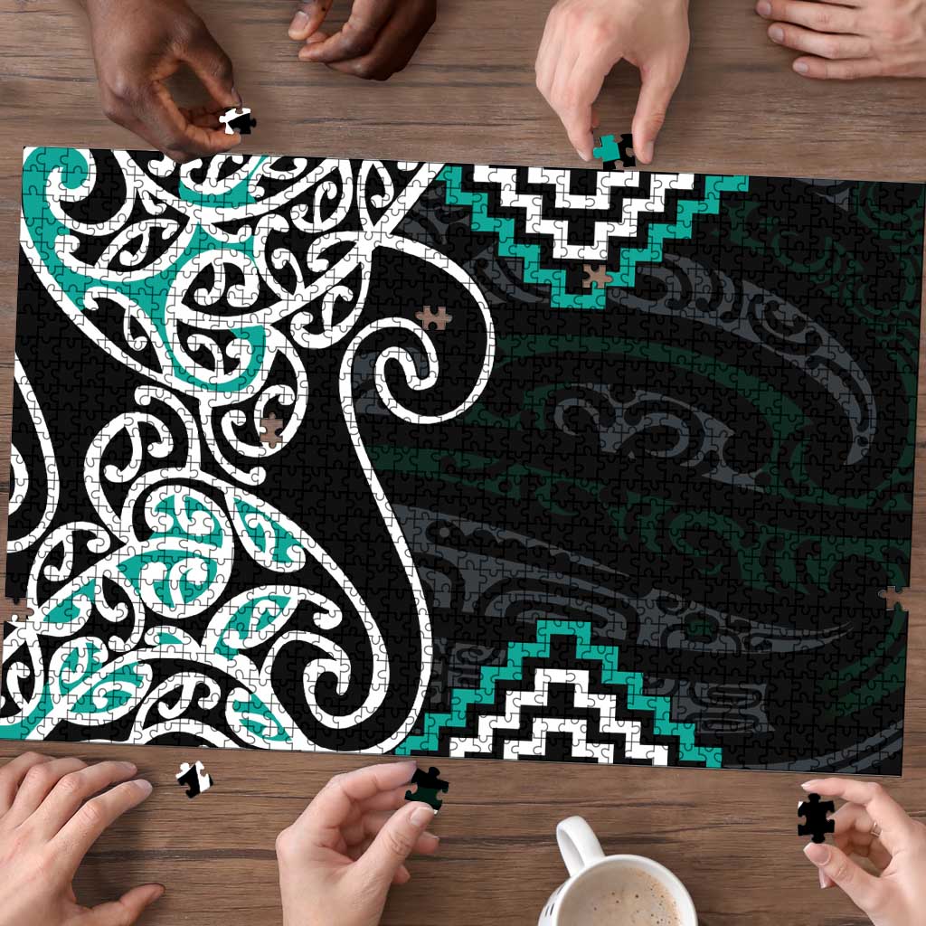 Turquoise Aotearoa Tukutuku Manawa Tapu Puzzle Ta Moko Toi Maori - Aussie Hoodie