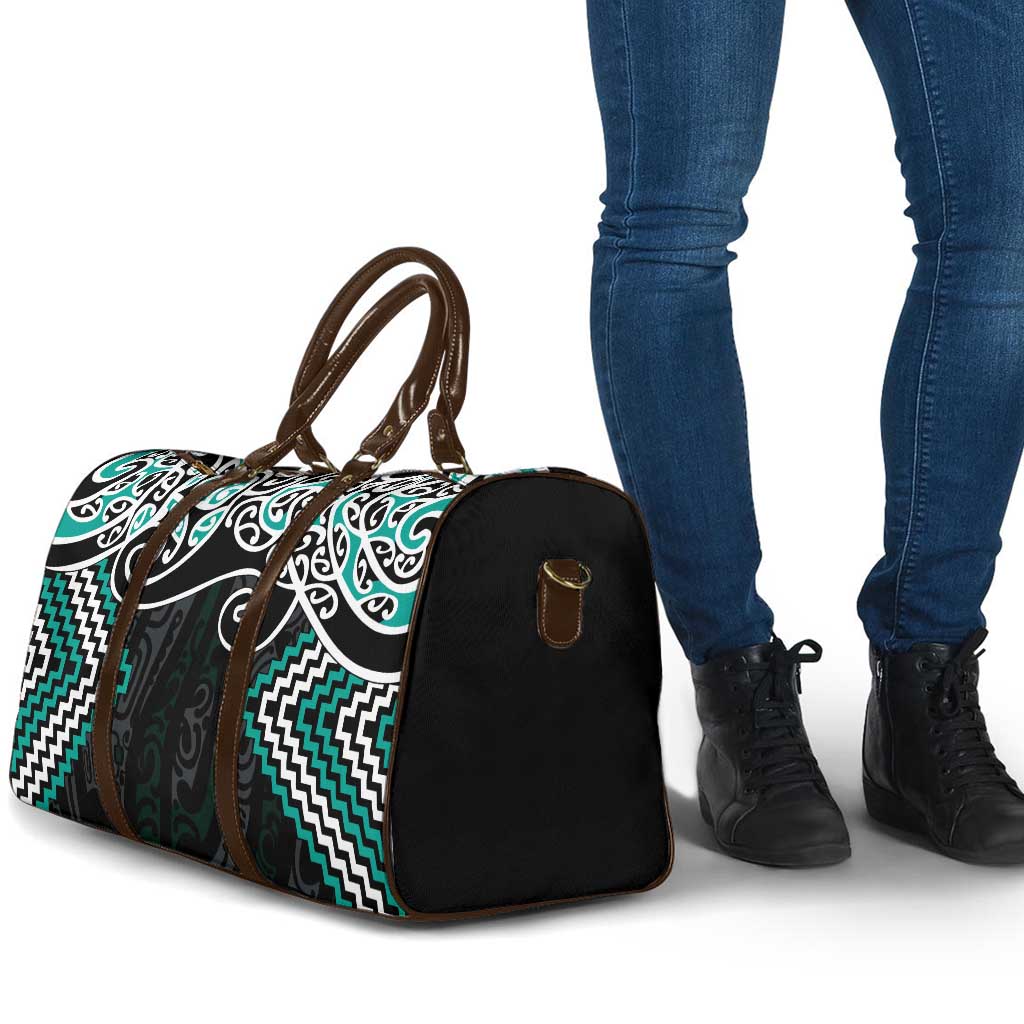 Turquoise Aotearoa Tukutuku Manawa Tapu Travel Bag Ta Moko Toi Maori - Aussie Hoodie