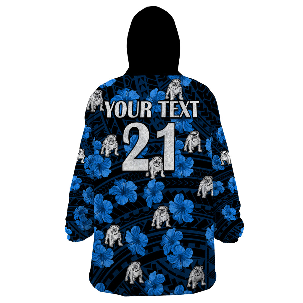 custom-text-and-number-bulldogs-rugby-wearable-blanket-hoodie-polynesian-style-with-hibiscus