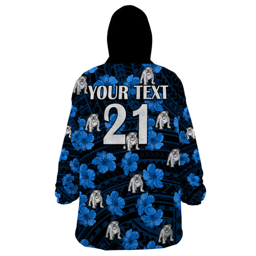 custom-text-and-number-bulldogs-rugby-wearable-blanket-hoodie-polynesian-style-with-hibiscus