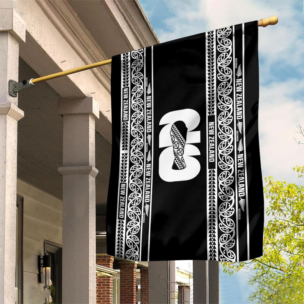 New Zealand Football White Fern Supporter Garden Flag