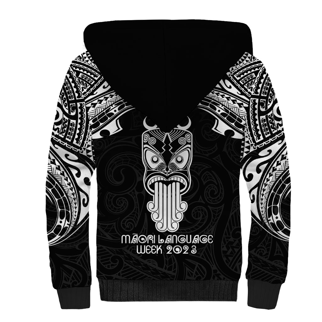New Zealand Te Reo Maori Sherpa Hoodie Kia Kaha Maori Language Week Black Style LT9