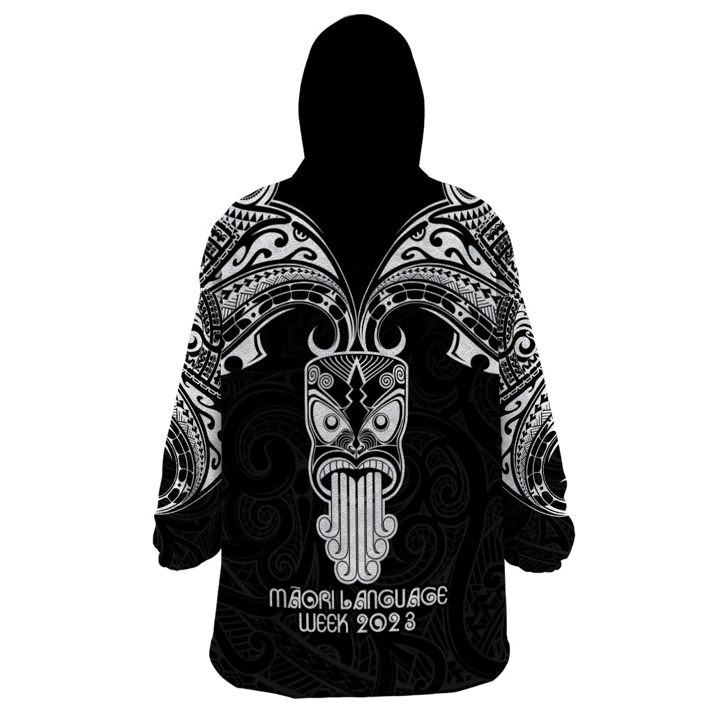 New Zealand Te Reo Maori Wearable Blanket Hoodie Kia Kaha Maori Language Week Black Style LT9
