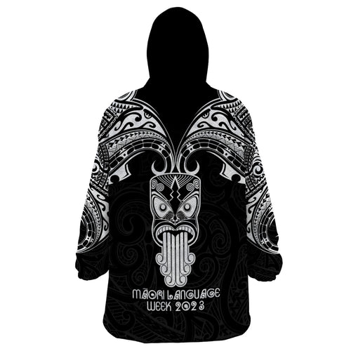 New Zealand Te Reo Maori Wearable Blanket Hoodie Kia Kaha Maori Language Week Black Style LT9