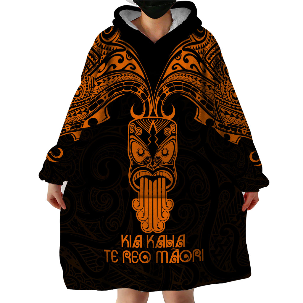 Personalised New Zealand Te Reo Maori Wearable Blanket Hoodie Kia Kaha Maori Language Week Gold Style LT9