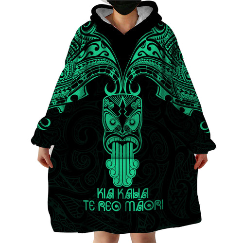 Personalised New Zealand Te Reo Maori Wearable Blanket Hoodie Kia Kaha Maori Language Week Green Style LT9