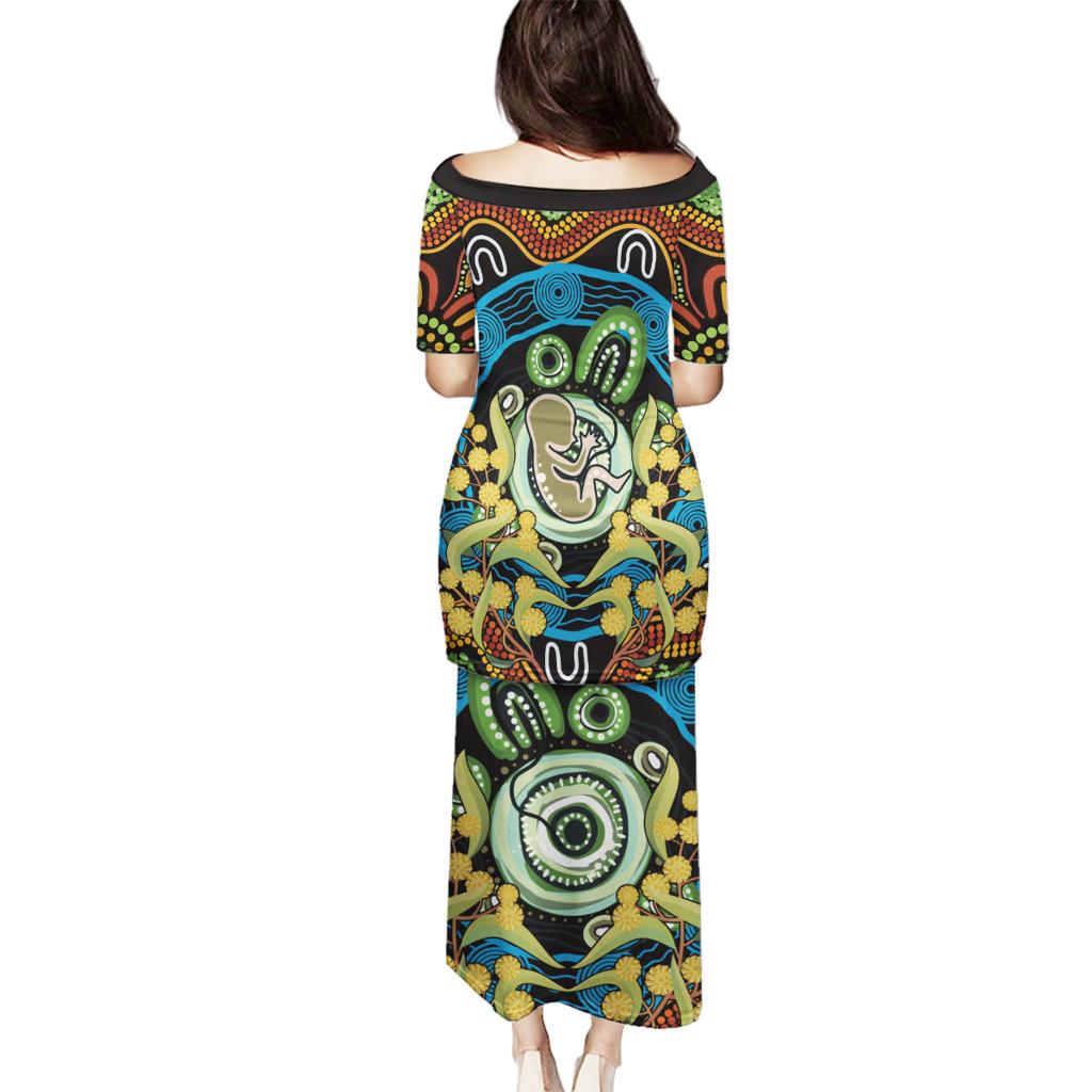 Baby in the Womb Family Matching Puletasi and Hawaiian Shirt Aboriginal Art Style