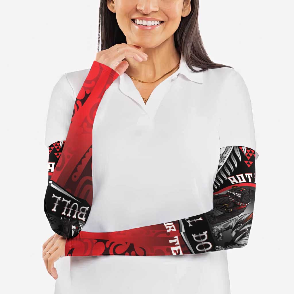 Aotearoa Bulldog Personalised Arm Sleeves Maori Kowhaiwhai Motif - Aussie Hoodie