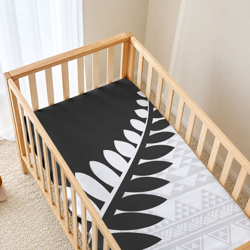 New Zealand Silver Fern Niho Taniwha Baby Bed Cover