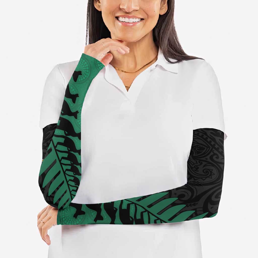 Australia New Zealand Rugby Arm Sleeves Green Aboriginal Wallabies and Maori Black Fern - Aussie Hoodie