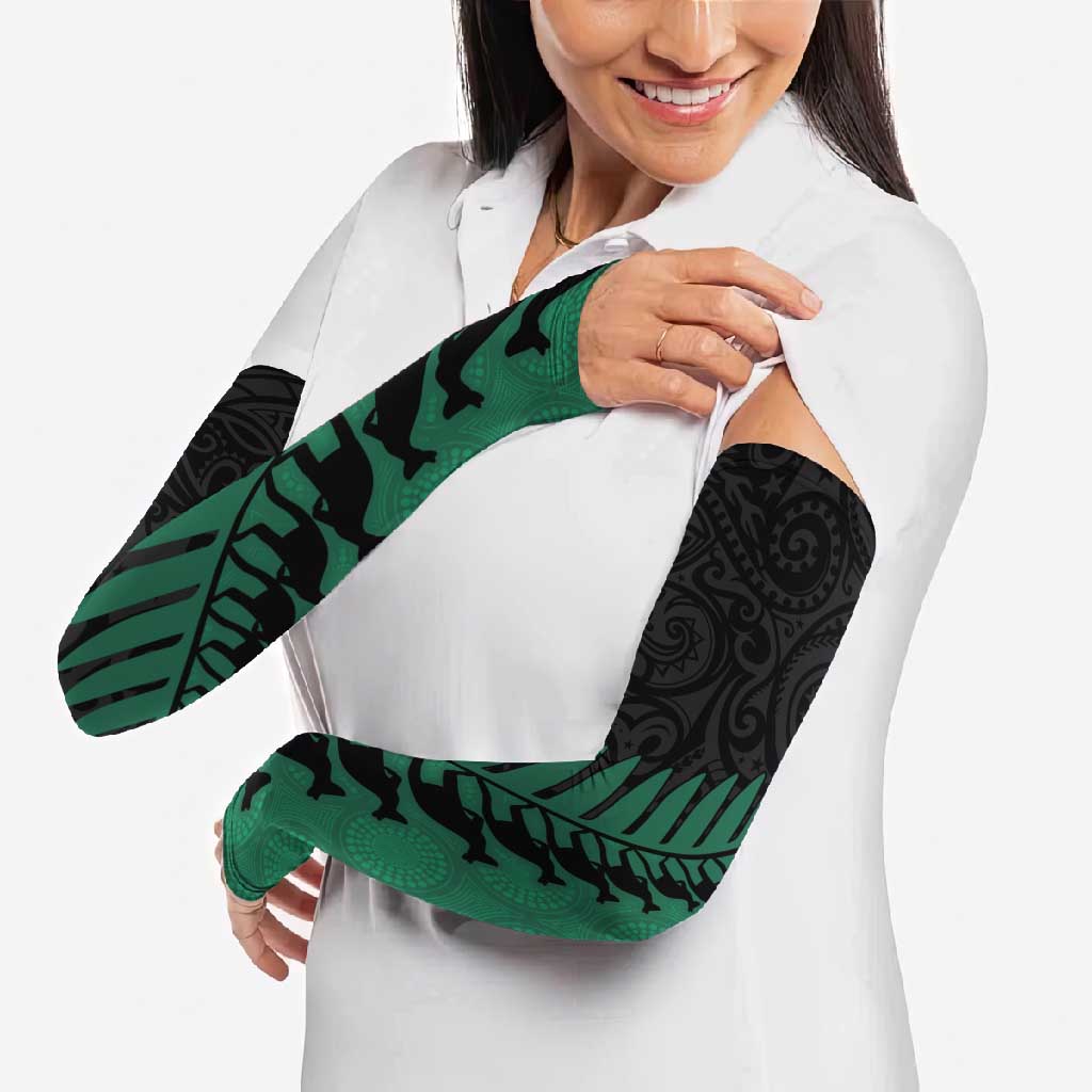 Australia New Zealand Rugby Arm Sleeves Green Aboriginal Wallabies and Maori Black Fern - Aussie Hoodie
