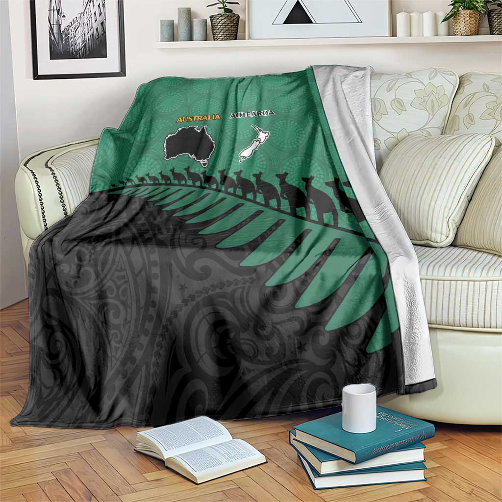 Australia New Zealand Rugby Blanket Green Aboriginal Wallabies and Maori Black Fern - Aussie Hoodie