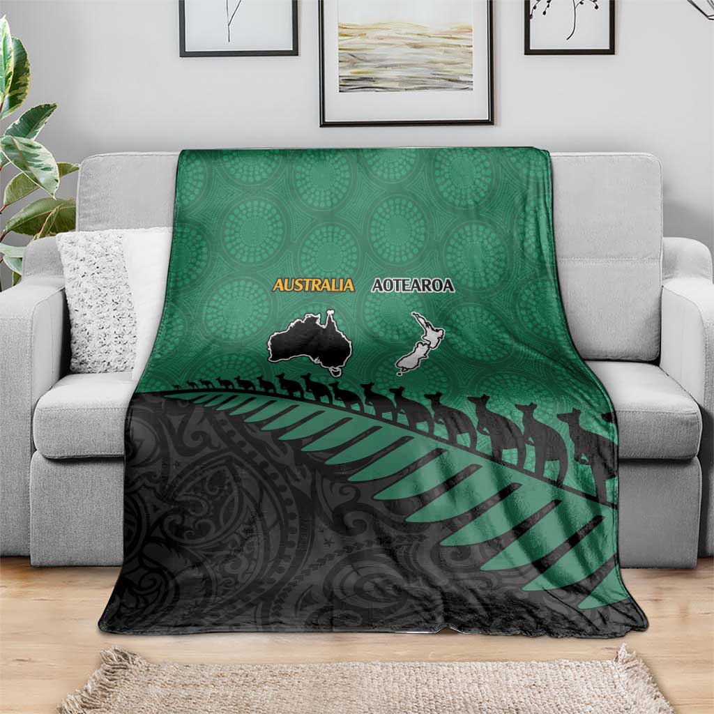 Australia New Zealand Rugby Blanket Green Aboriginal Wallabies and Maori Black Fern - Aussie Hoodie