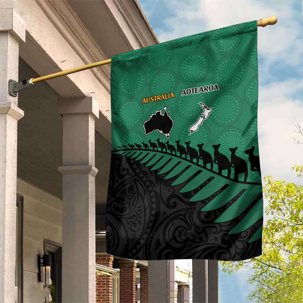 Australia New Zealand Rugby Garden Flag Green Aboriginal Wallabies and Maori Black Fern - Aussie Hoodie