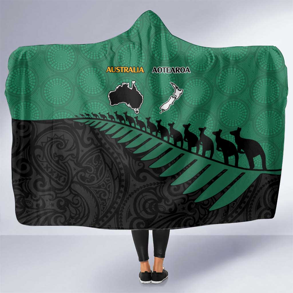Australia New Zealand Rugby Hooded Blanket Green Aboriginal Wallabies and Maori Black Fern - Aussie Hoodie