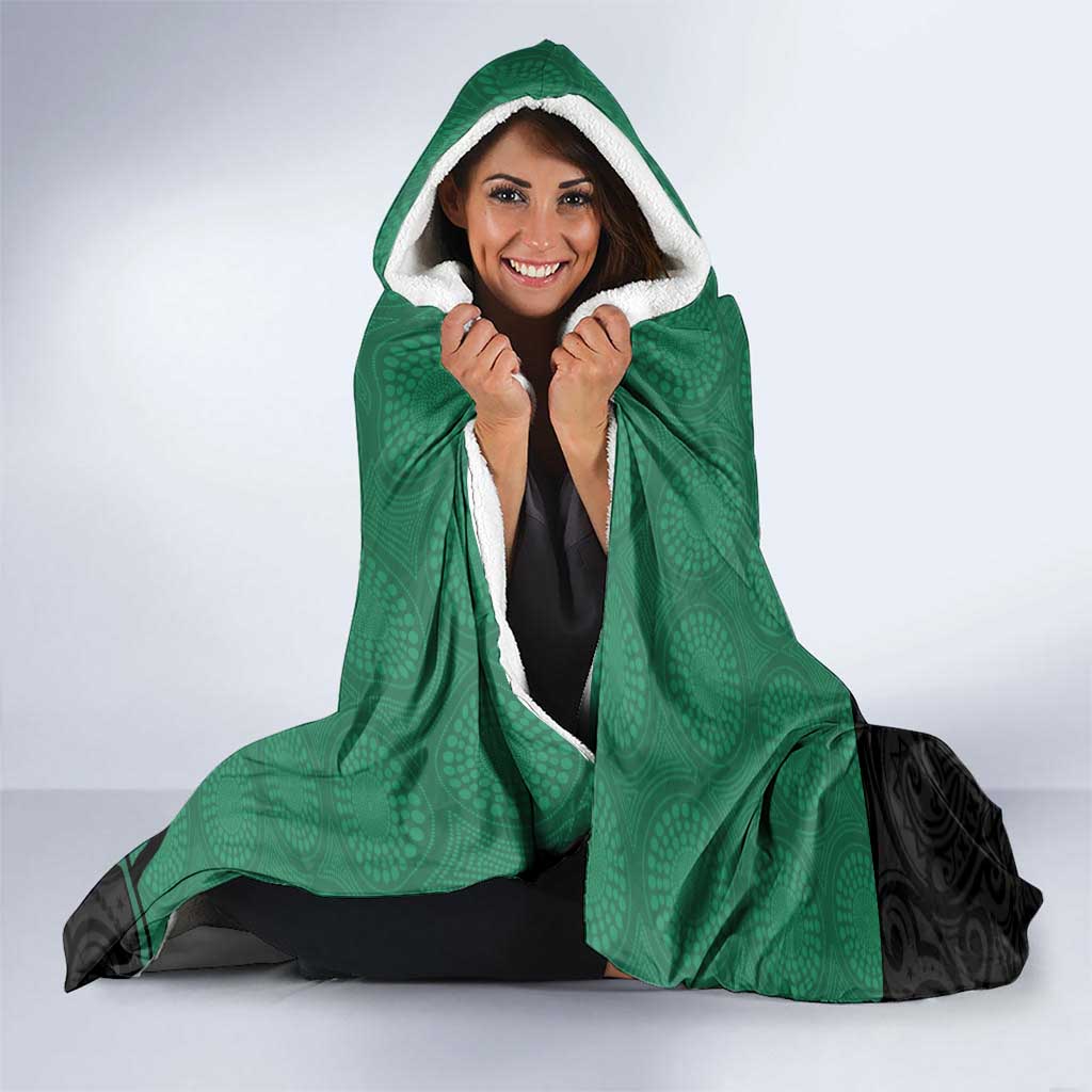 Australia New Zealand Rugby Hooded Blanket Green Aboriginal Wallabies and Maori Black Fern - Aussie Hoodie