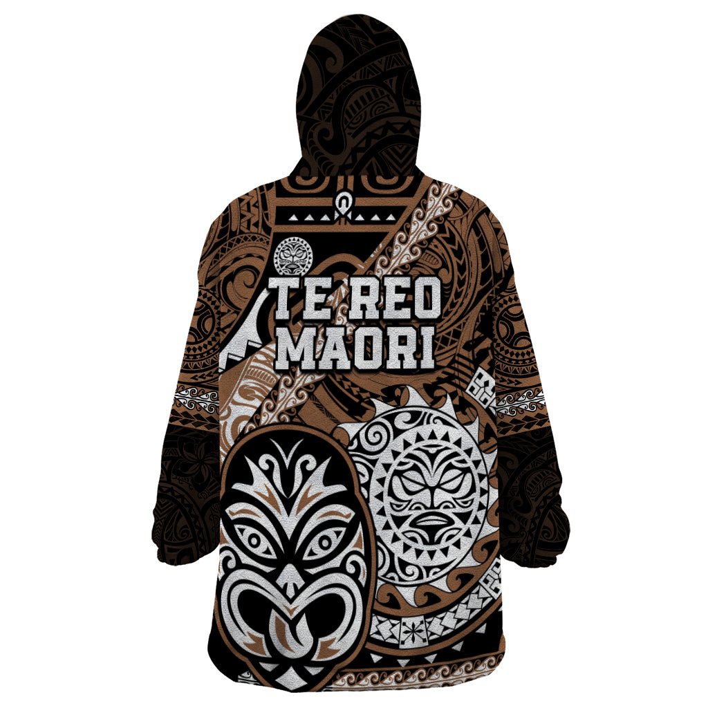 Te Reo Maori New Zealand Wearable Blanket Hoodie Aotearoa Kia Haka Maori Tribal Tattoo Gold Style LT9