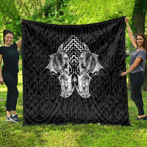 Aotearoa Kowhaiwhai Poutama Black Motif Quilt