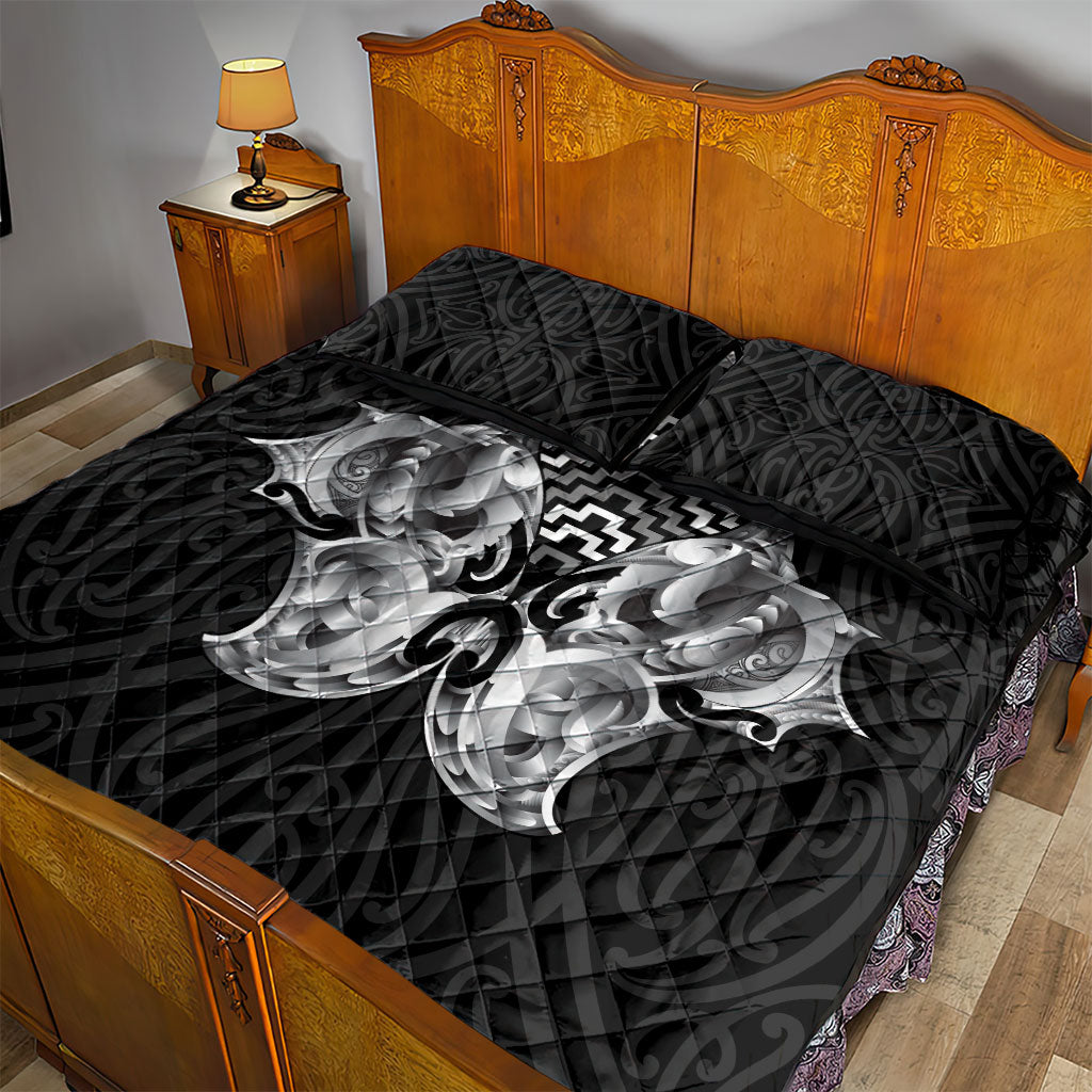 Aotearoa Kowhaiwhai Poutama Black Motif Quilt Bed Set