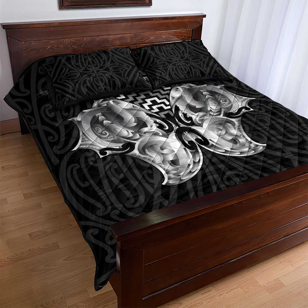 Aotearoa Kowhaiwhai Poutama Black Motif Quilt Bed Set