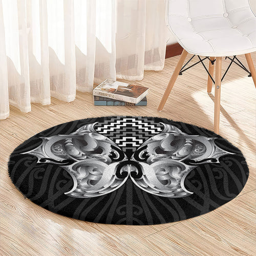 Aotearoa Kowhaiwhai Poutama Black Motif Round Carpet