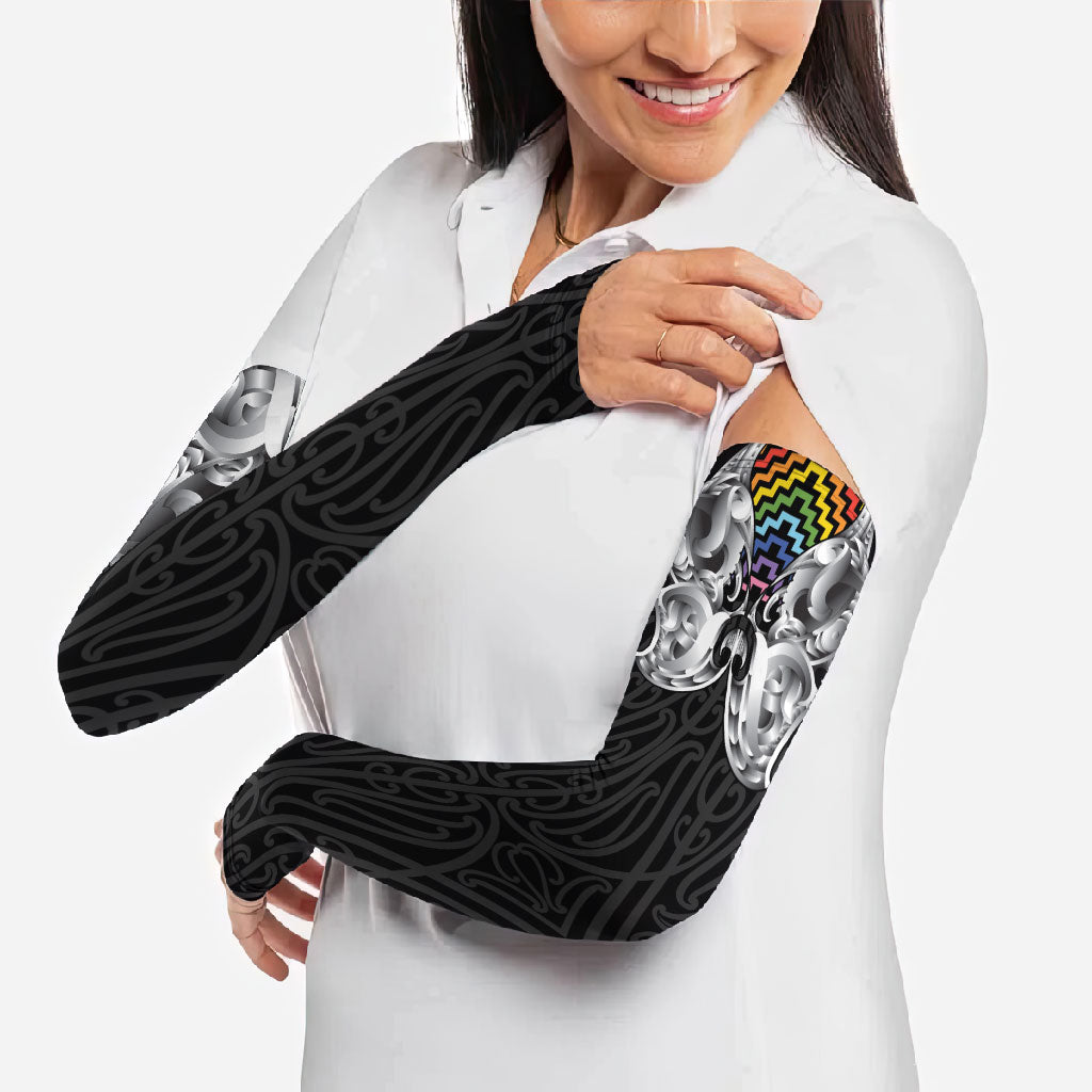 Aotearoa Kowhaiwhai Poutama Rainbow Motif Arm Sleeves