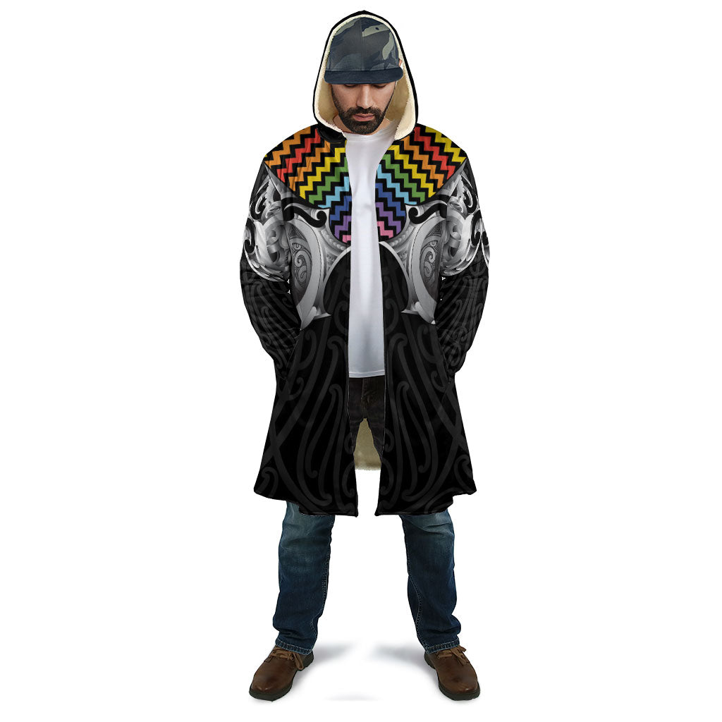 Aotearoa Kowhaiwhai Poutama Rainbow Motif Cloak