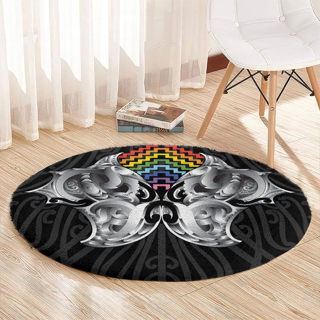 Aotearoa Kowhaiwhai Poutama Rainbow Motif Round Carpet