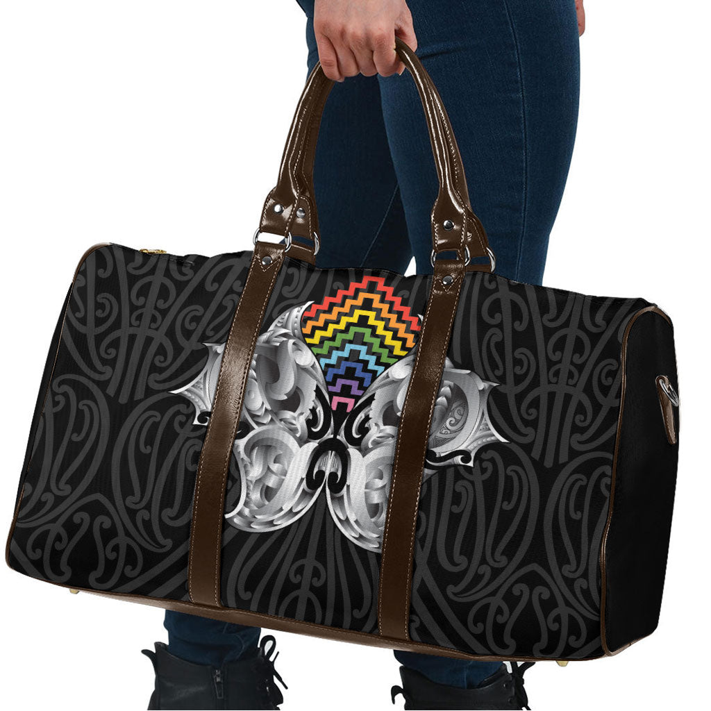 Aotearoa Kowhaiwhai Poutama Rainbow Motif Travel Bag