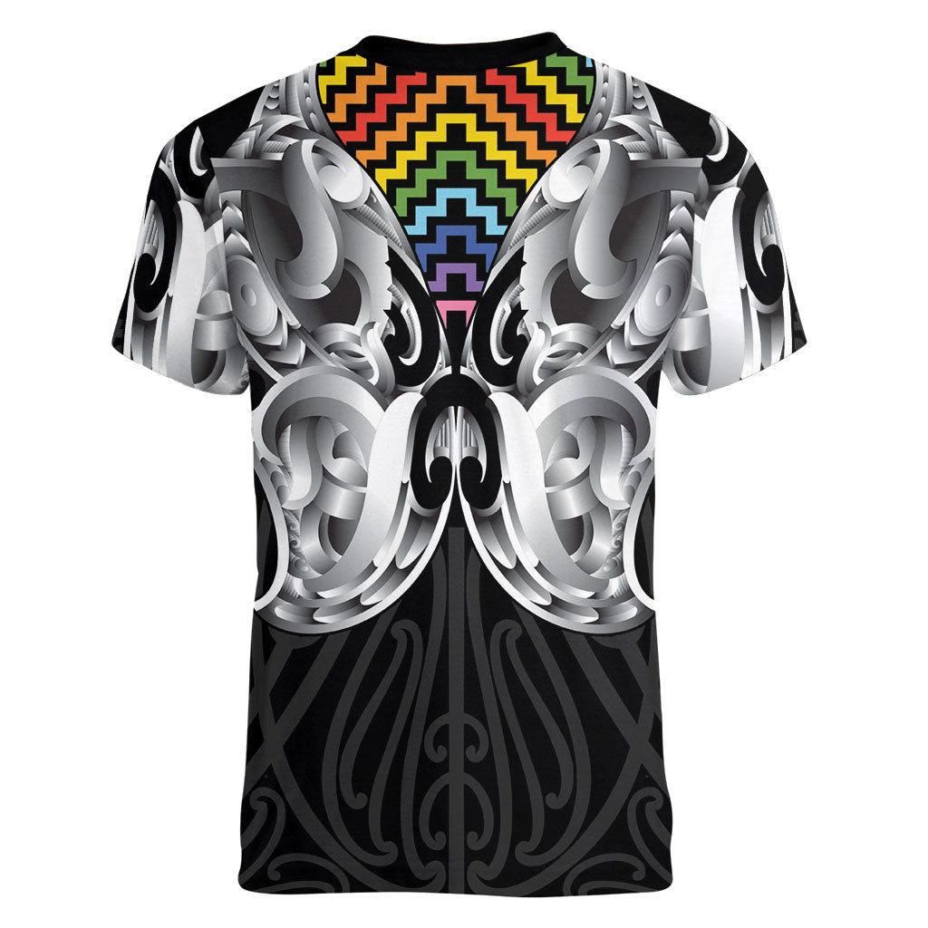 Aotearoa Kowhaiwhai Poutama Rainbow Motif Women V-Neck T-Shirt