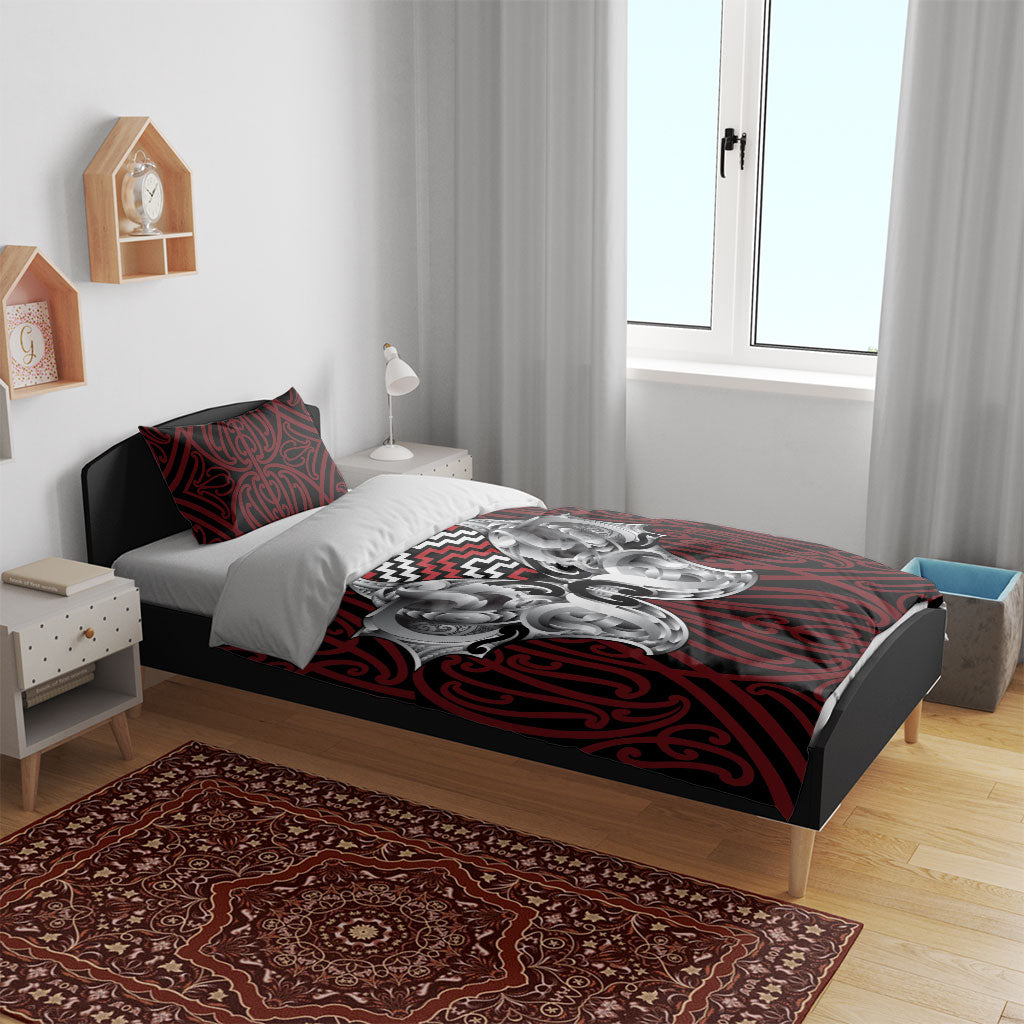 Aotearoa Kowhaiwhai Poutama Red Motif Bedding Set