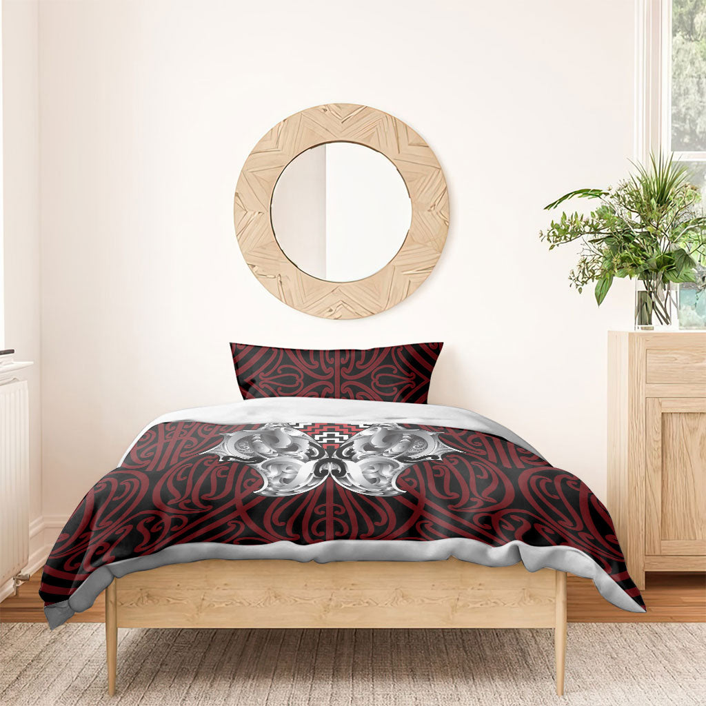 Aotearoa Kowhaiwhai Poutama Red Motif Bedding Set